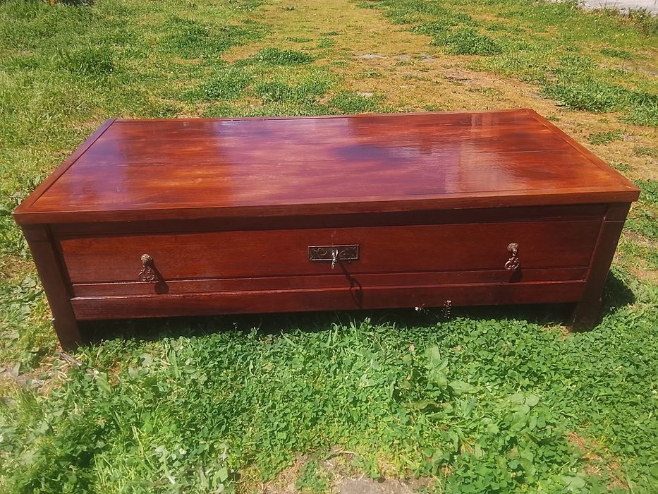 Реновиран стар шкаф