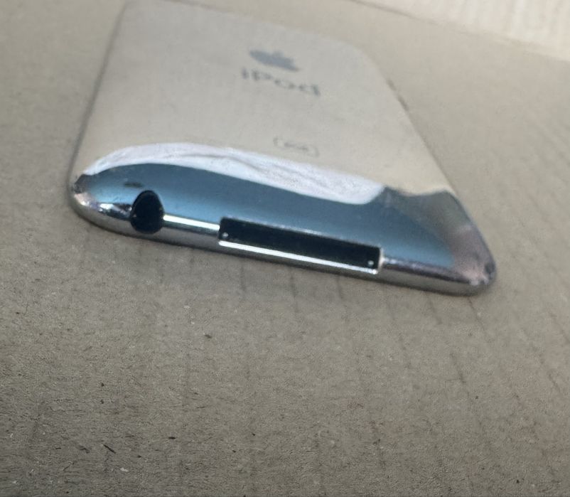 Айпод , iPod Touch 2nd Gen 8GB A1288