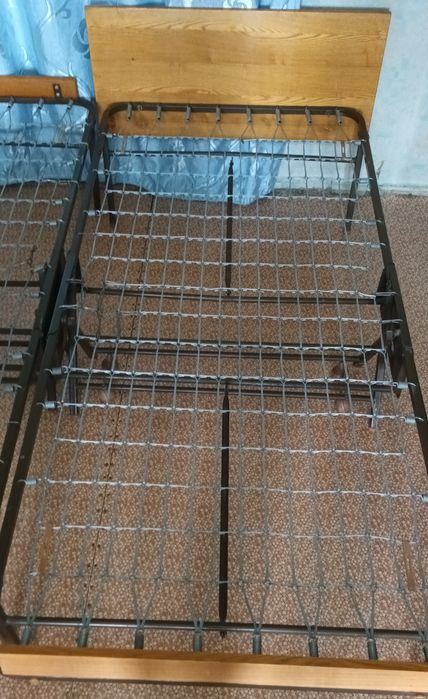 Кровать железная складная времен СССР