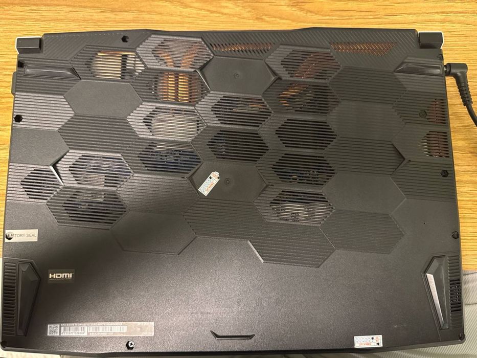 Продам игровой ноутбук MSI Sword 15 A11UD в отличном состоянии