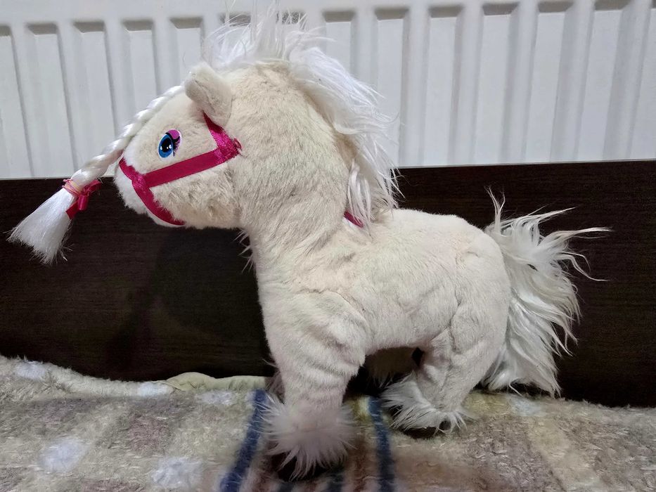 Плюшени играчки