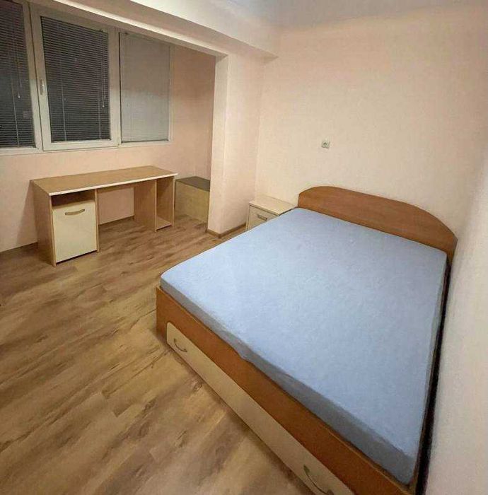 Дава се под наем Двустаен апартамент в Бургас, Изгрев - 47 кв.м за 300 € - Снимка #3