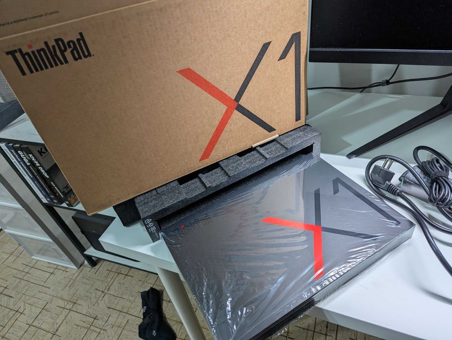 Lenovo ThinkPad X1 Carbon Gen 8 (20U90003RT)