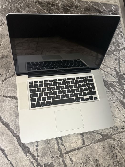 Macbook PRO A1286
