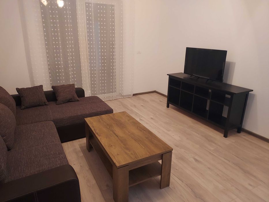 inchiriez apartament 2 camere