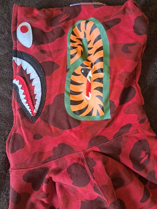 Hanorac Bape rosu Marimea M