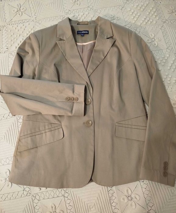Бежово сако Charles VÖgele – размер L (№ 44)