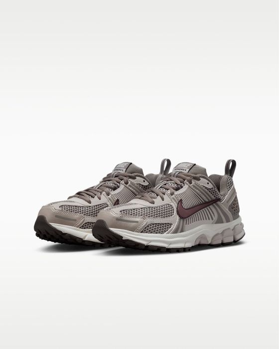 Nike Vomero 5 GS Noi Originali (37,5; 38,5)