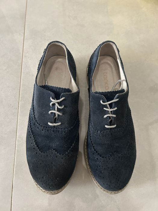 Продам женскую обувь