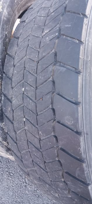 Гуми за камион 315/70 30%