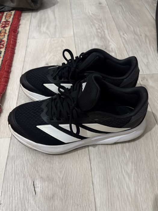 Кроссовки adidas