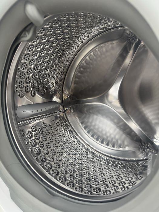 Пералня AEG 8-ма серия