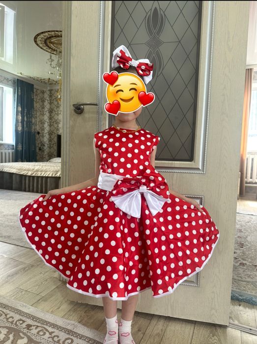 Продам платья детские