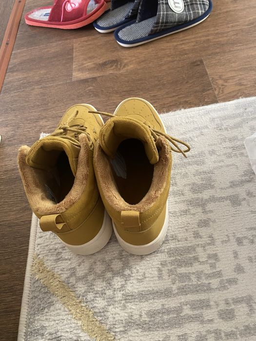 продам адидас размер 40