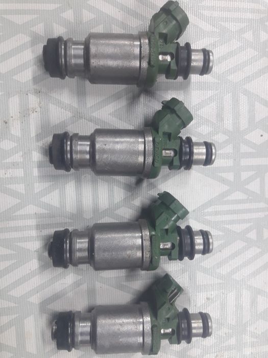 Форсунки от Рав4 3sfe