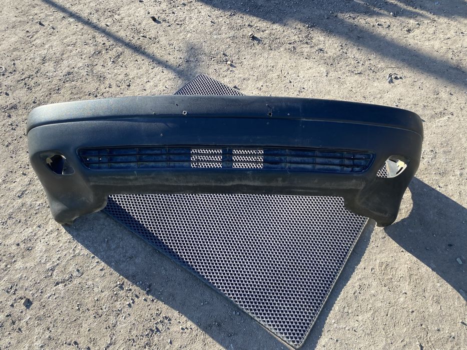 Бампер ауди 80 б3