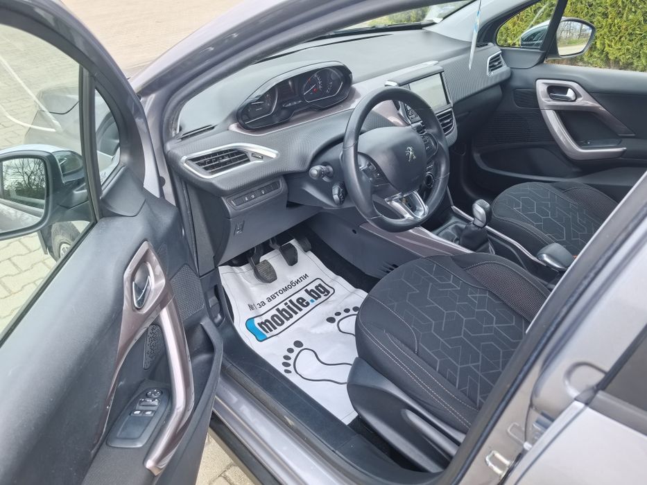 Peugeot 2008 1.6HDI 92kc 2015г Навигация