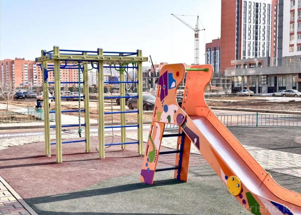 Продам трехкомнатную квартиру