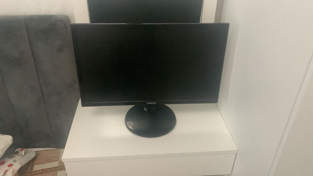 Монитор б,у в отличном состоянии