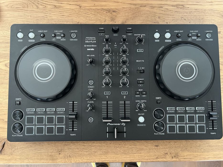 Pioneer ddj flx4 - stare foarte buna