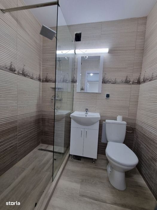 Apartament cu 3 camere de inchiriat in zona Piata Resita