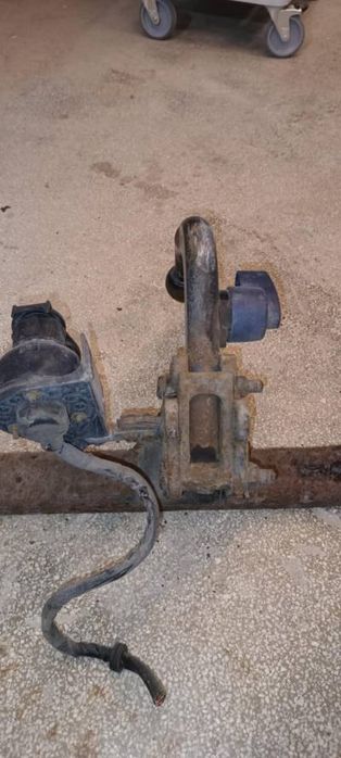 Теглич за кола 130 лв