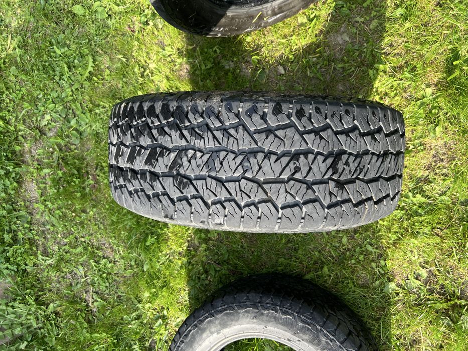Set 3 anvelope Hankook Dynapro AT2 235/60 R16 100T