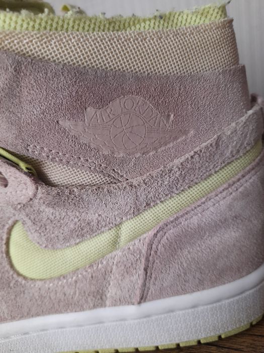 Jordan 1 Retro кецове 37.5 номер.
