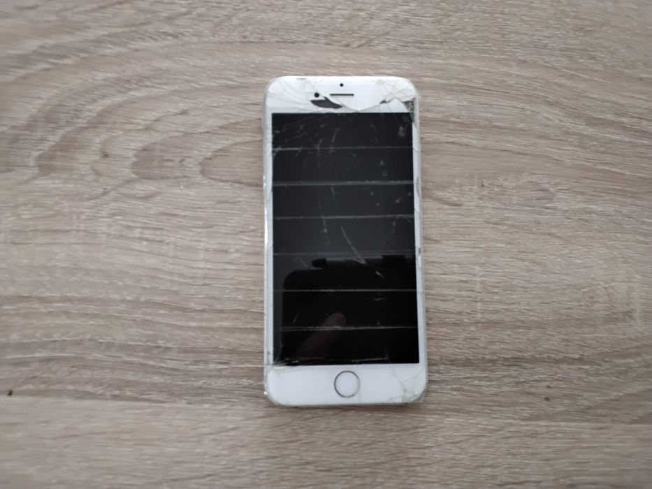 iPhone 6s de piese