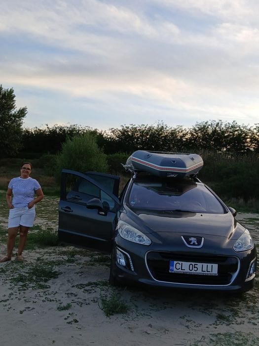 Vând Peugeot 308