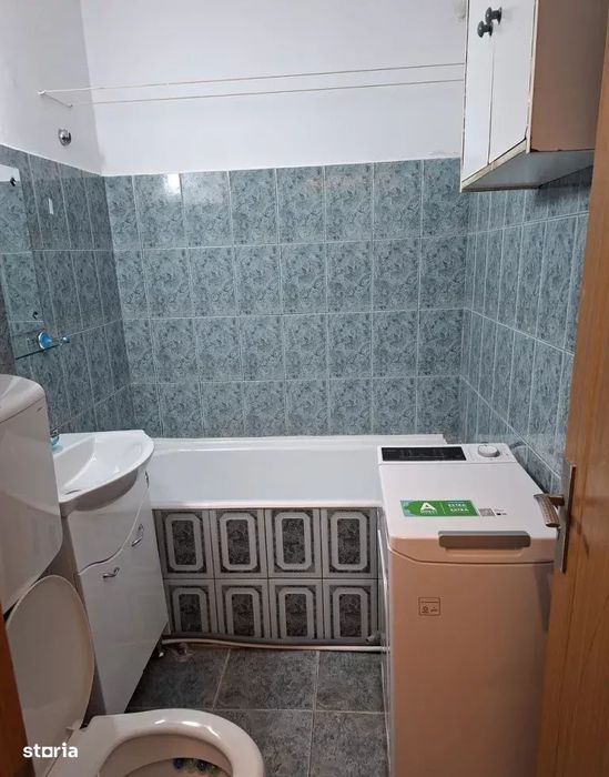 Apartament 2 cam  Podu ros ( vizavi  de liceul Racovita)
