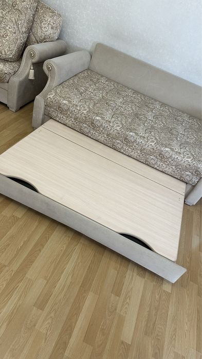 Продам мягкий уголок