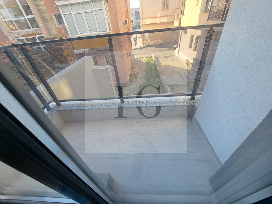 Продава се Двустаен апартамент в Царево - 67 кв.м за 1238 €/кв.м - Снимка #3