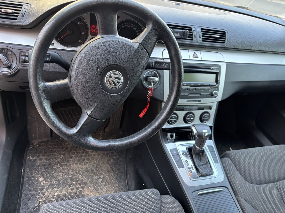 VW Passat, 2.0TDI, automatic, 2008
