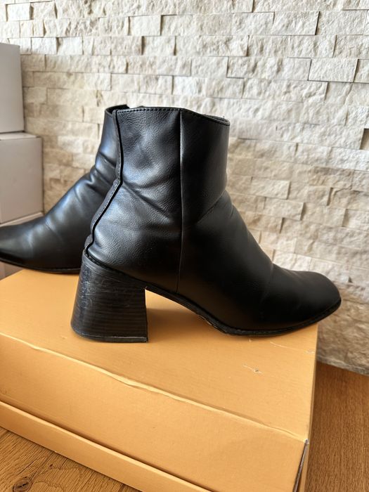 Дамски черни боти MARCO TOZZI – естествена кожа, 39 номер