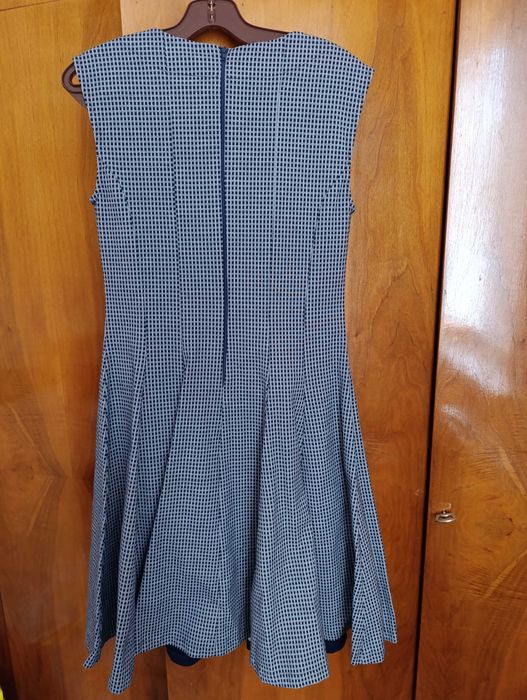 Официални дамски рокли