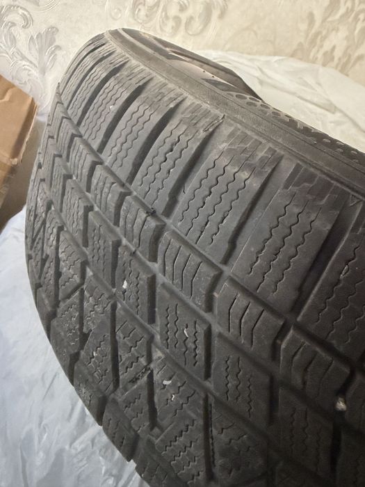 Продам зимние шины 265/60/18