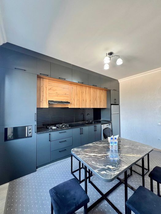 Посуточная аренда квартиры на Дружбе народов ЖК Чакар