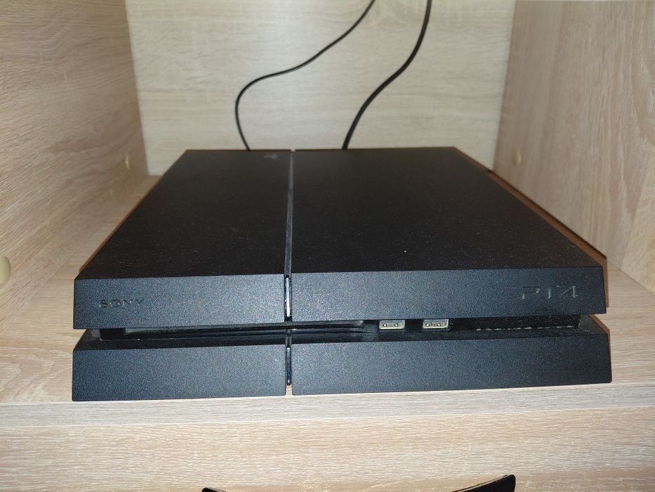 Playstatin 4 2бр-джойстици