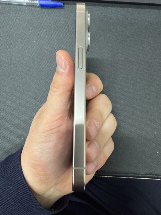 Iphone 15 pro 256 gb