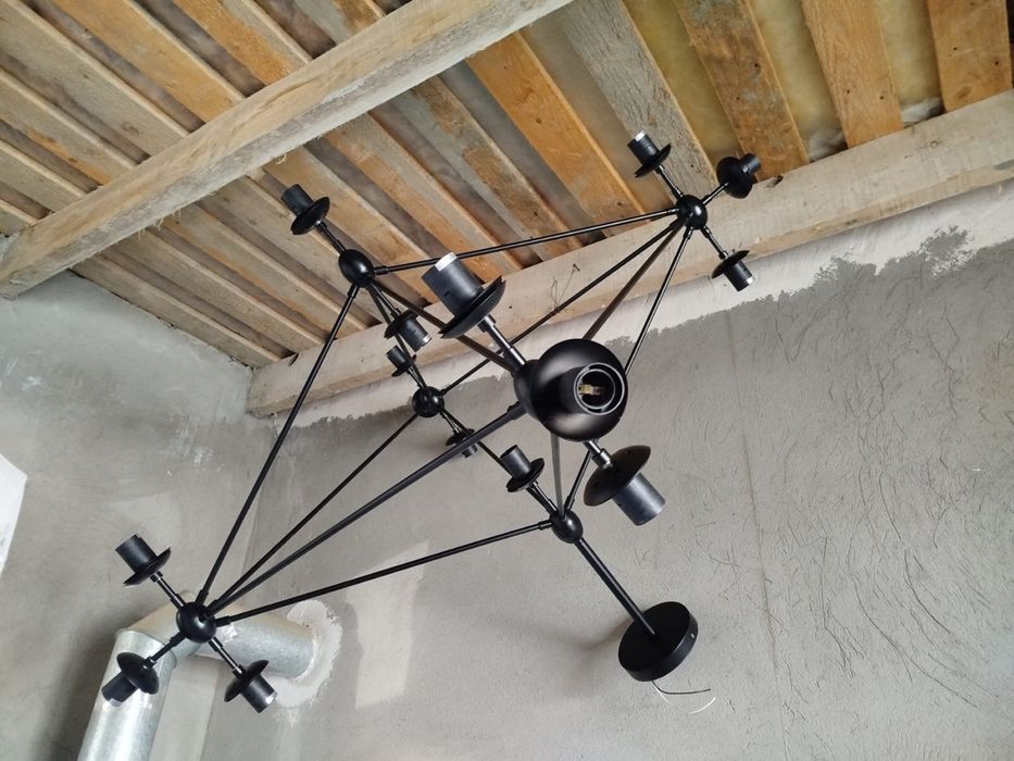 Продается люстра