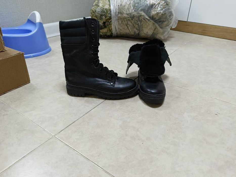 Берцы, зимние новые 31, 41 размеры