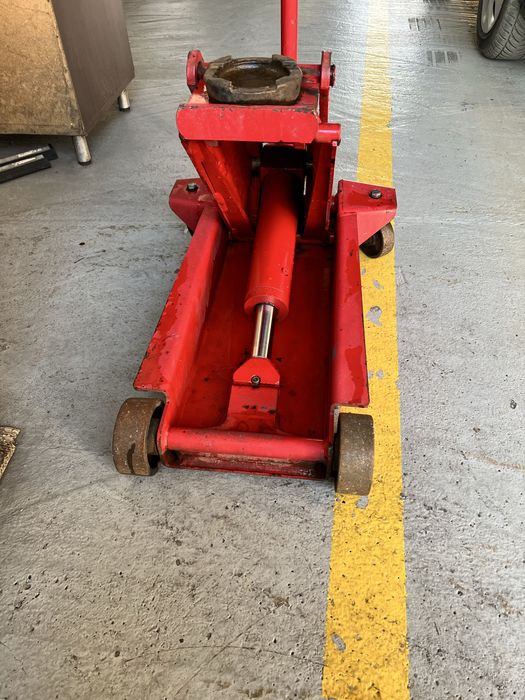 Cric AC Hydraulic 4T profesional