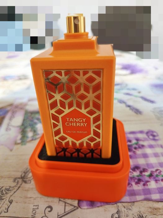 Продавам този парфюм само пробван. От Англия закупен 
Flavia Tangy Che