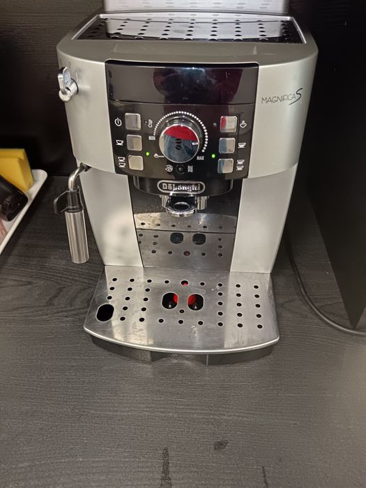 DeLonghi magnifica s