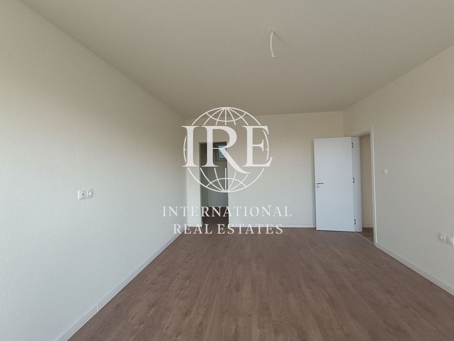 Продава се Къща в Варна, Аспарухово - 385 кв.м за 822 €/кв.м - Снимка #10