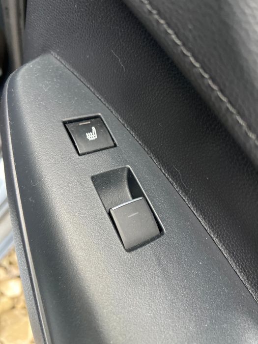 Toyota Corolla Exclusiv Plus avariat, AVARIATE