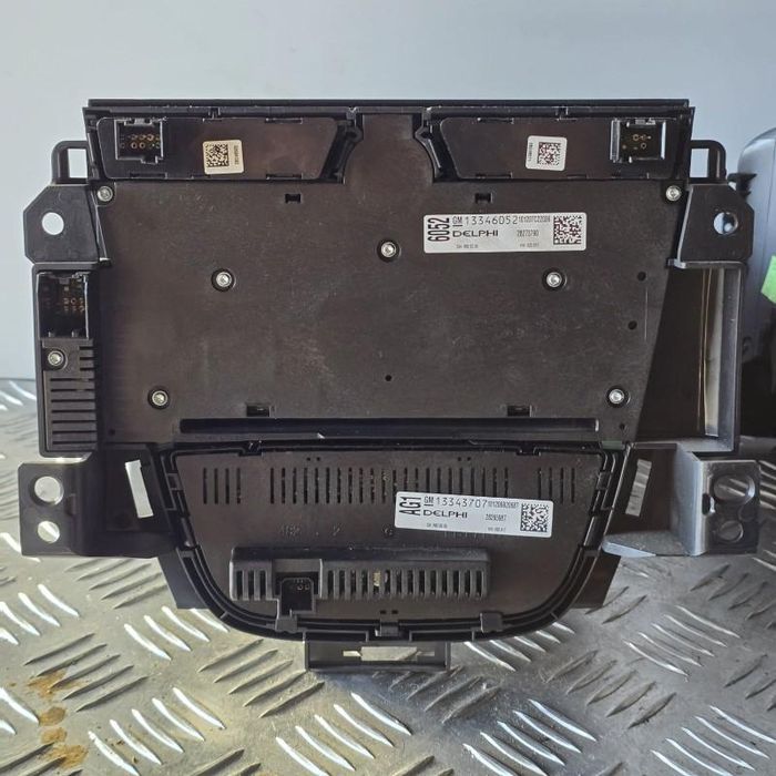 CD500 Player auto cu navigatie Opel Astra J