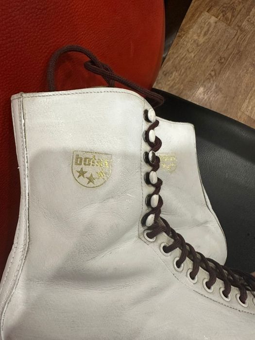 Продам коньки фигурные