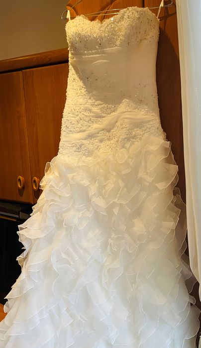 Уникална булчинска рокля